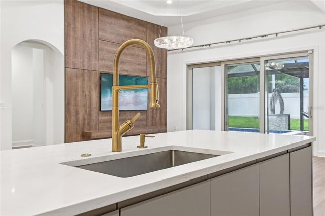 10409 ANGEL OAK COURT, Orlando, FL 32836