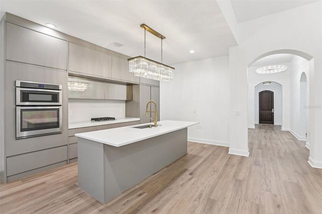 10409 ANGEL OAK COURT, Orlando, FL 32836