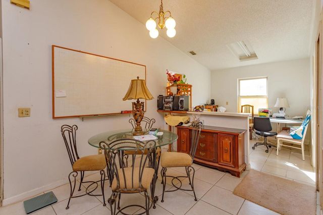 566 WECHSLER CIRCLE, Orlando, FL 32824