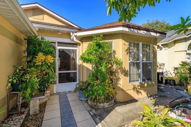 566 WECHSLER CIRCLE, Orlando, FL 32824