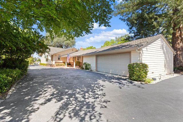 5625 Foothill Rd, Rocklin, CA 95677