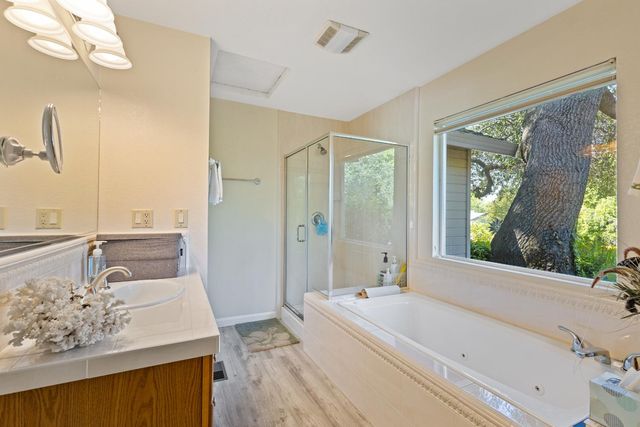 5625 Foothill Rd, Rocklin, CA 95677