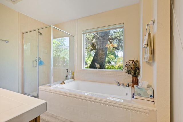 5625 Foothill Rd, Rocklin, CA 95677