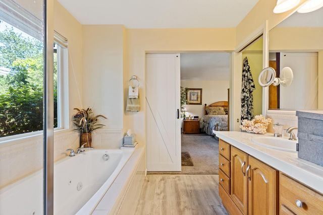 5625 Foothill Rd, Rocklin, CA 95677