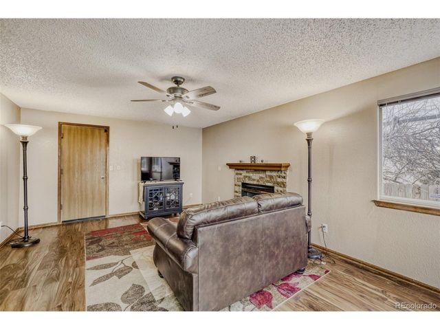 5396 S Xenon St, Littleton, CO 80127