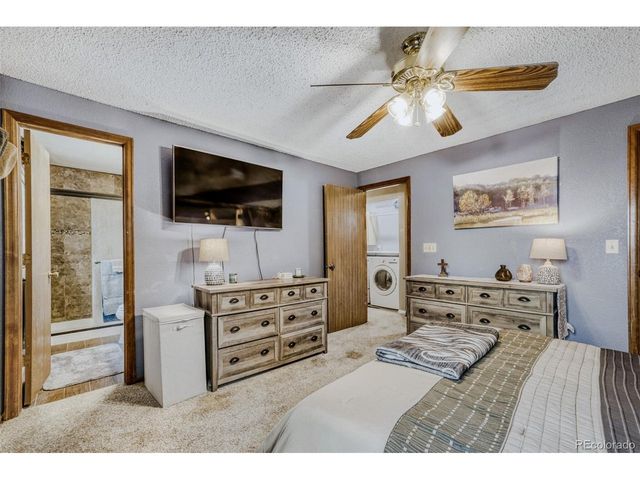 5396 S Xenon St, Littleton, CO 80127