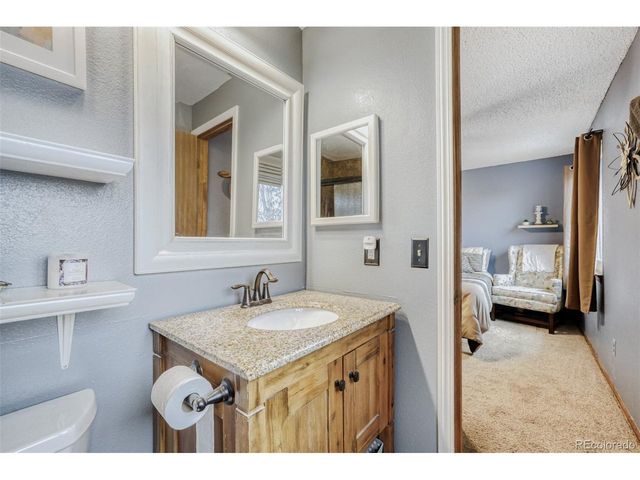 5396 S Xenon St, Littleton, CO 80127
