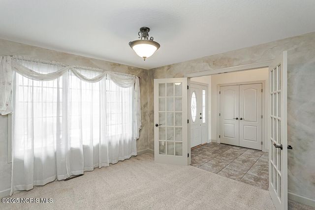 5829 Green Ivy Lane, Monclova, OH 43542