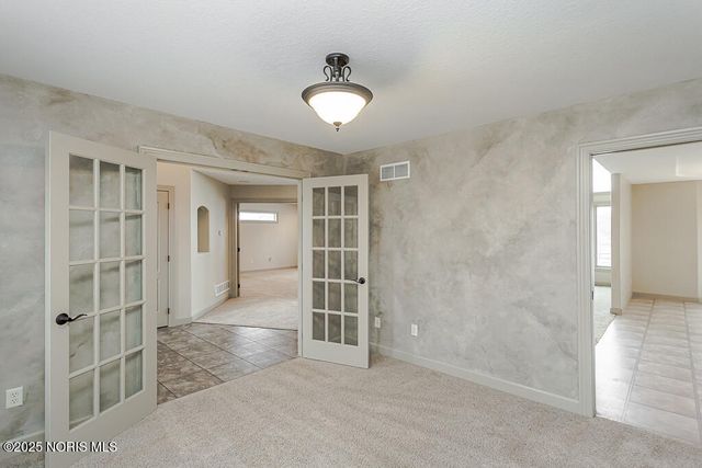 5829 Green Ivy Lane, Monclova, OH 43542