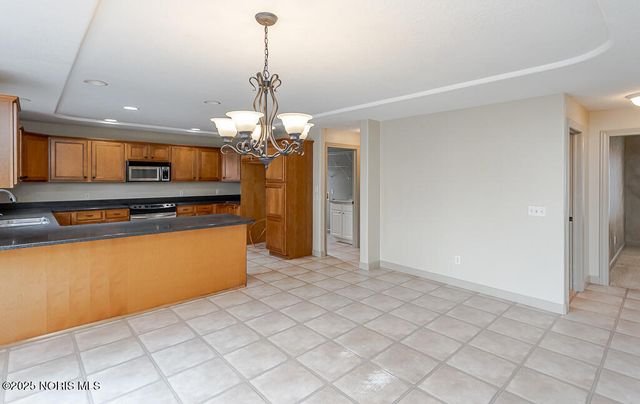 5829 Green Ivy Lane, Monclova, OH 43542