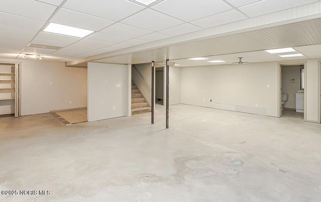 5829 Green Ivy Lane, Monclova, OH 43542