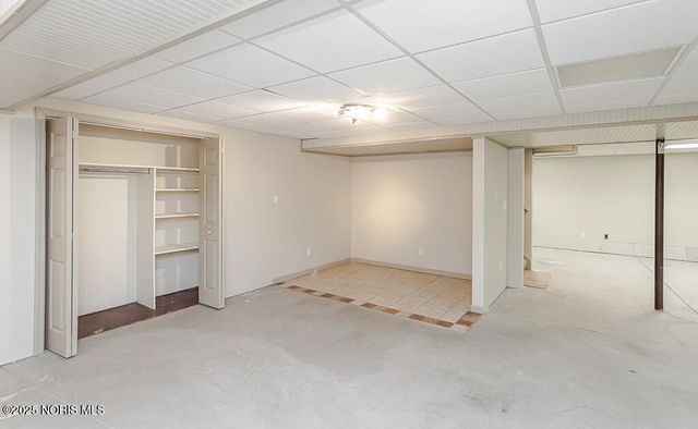 5829 Green Ivy Lane, Monclova, OH 43542