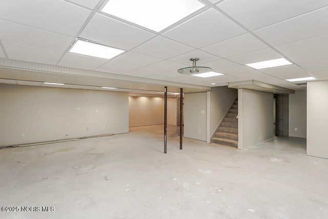 5829 Green Ivy Lane, Monclova, OH 43542