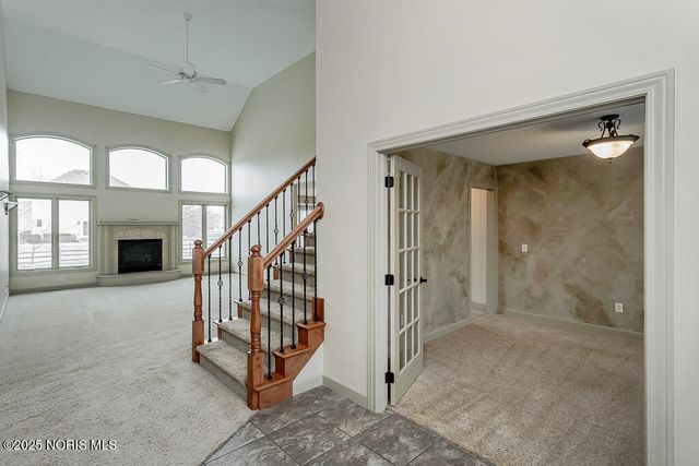 5829 Green Ivy Lane, Monclova, OH 43542