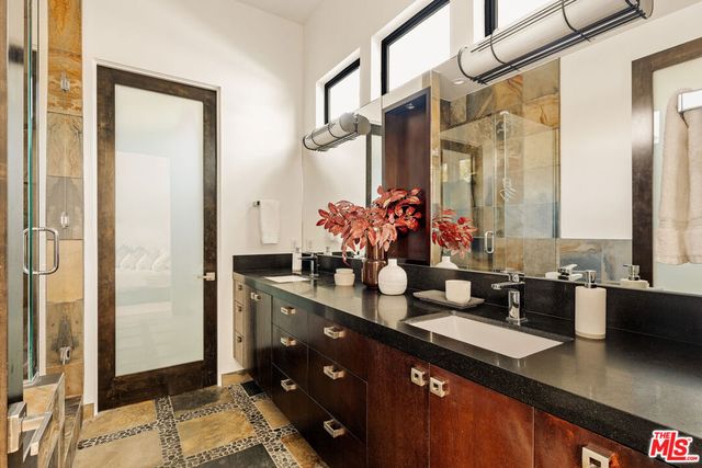6343 W 84th Place, Los Angeles, CA 90045