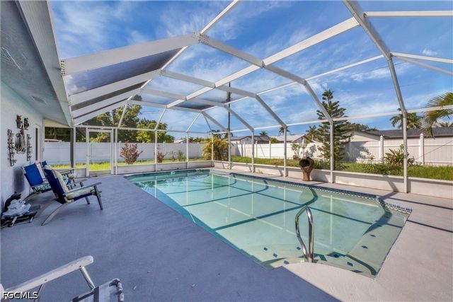 2339 Lake View BLVD, Port Charlotte, FL 33948