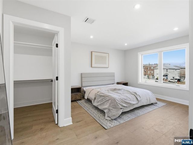 140B Weigands Lane, Secaucus, NJ 07094