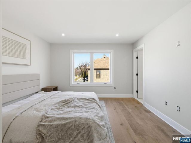140B Weigands Lane, Secaucus, NJ 07094