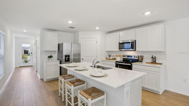 5290 BERRY BAY AVENUE, Wimauma, FL 33598