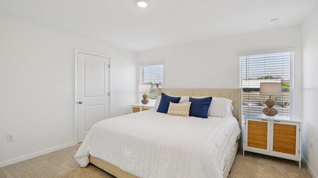 5290 BERRY BAY AVENUE, Wimauma, FL 33598