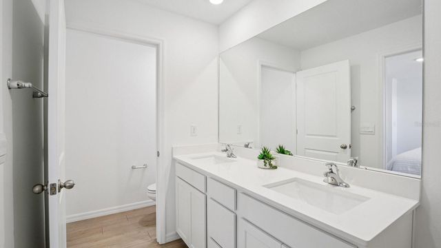 5290 BERRY BAY AVENUE, Wimauma, FL 33598