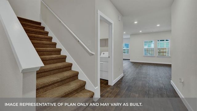 634 JANE LONG DR, San Marcos, TX 78666