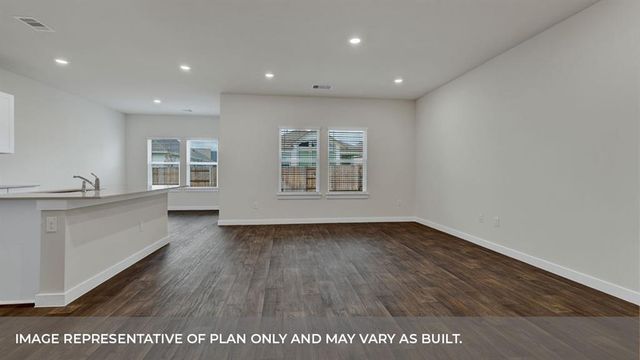 634 JANE LONG DR, San Marcos, TX 78666
