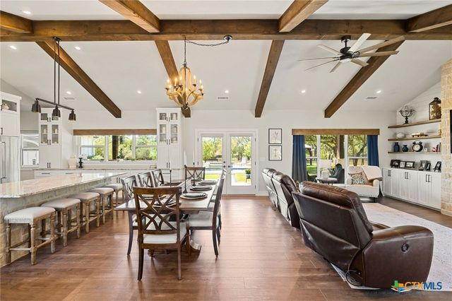 338 Morning Dew Drive, Round Mountain, TX 78663