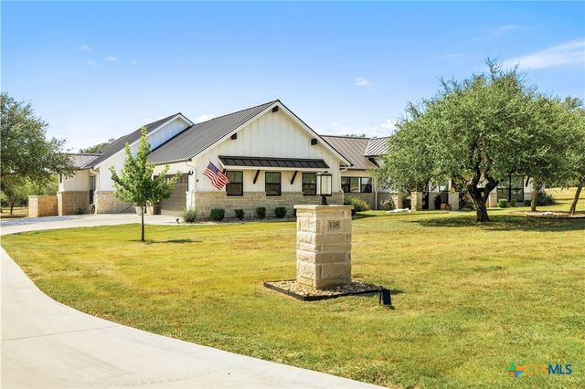 338 Morning Dew Drive, Round Mountain, TX 78663