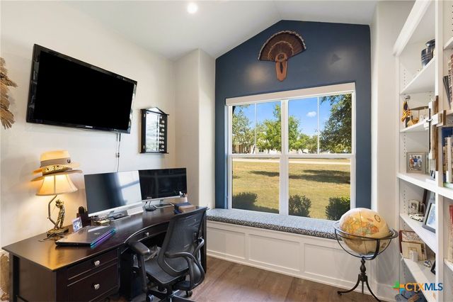 338 Morning Dew Drive, Round Mountain, TX 78663