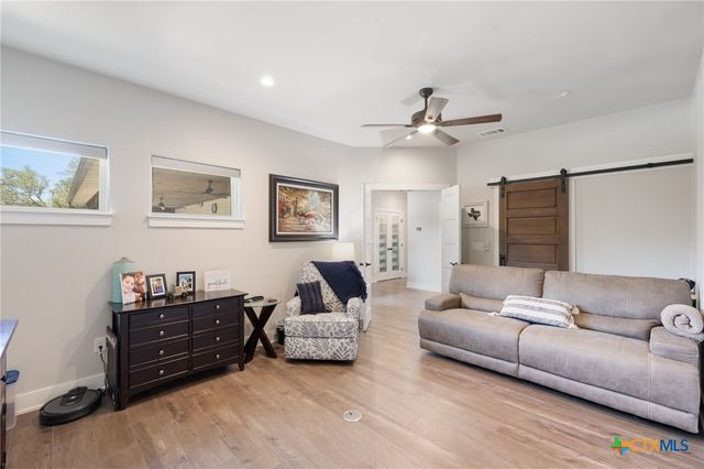 338 Morning Dew Drive, Round Mountain, TX 78663