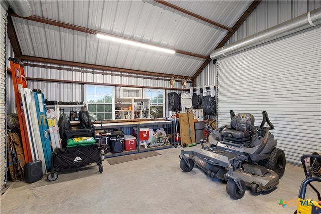 338 Morning Dew Drive, Round Mountain, TX 78663