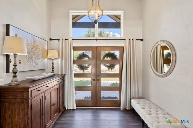 338 Morning Dew Drive, Round Mountain, TX 78663