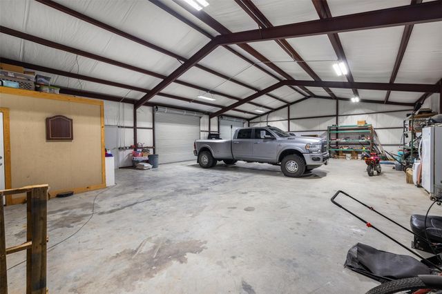493 Hodde Road, Carmine, TX 78932