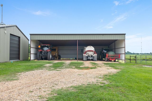 493 Hodde Road, Carmine, TX 78932