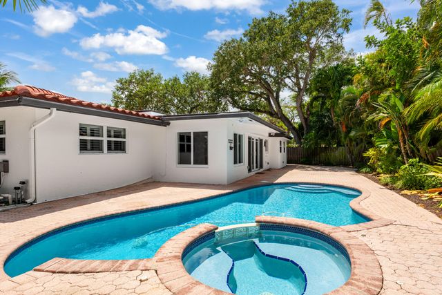 701 SW 5th Street, Boca Raton, FL 33486