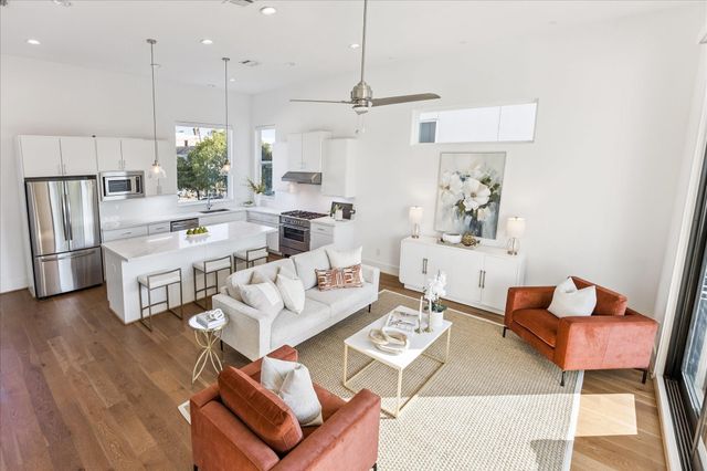 2414 Canal Street F, Houston, TX 77003