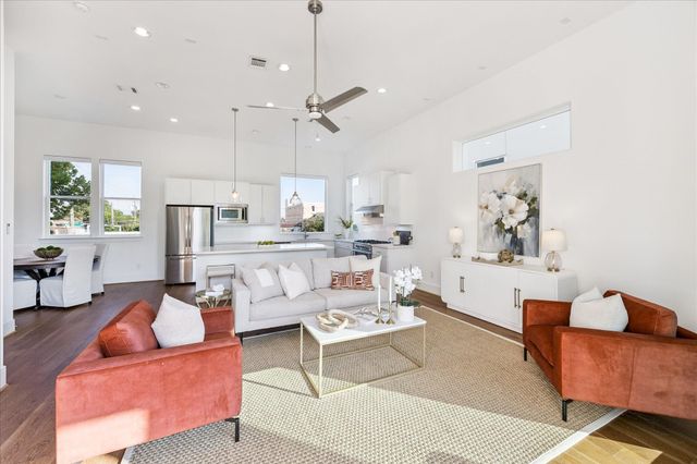 2414 Canal Street F, Houston, TX 77003