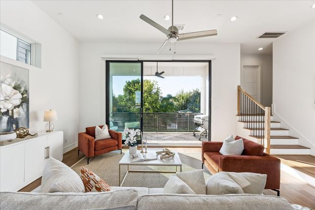 2414 Canal Street F, Houston, TX 77003