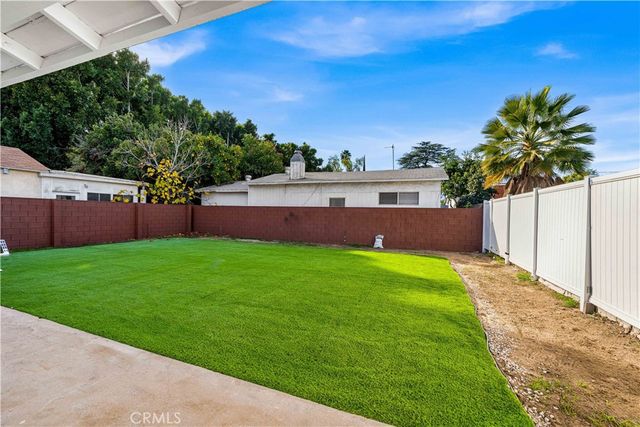 5651 Radford, Valley Village, CA 91607