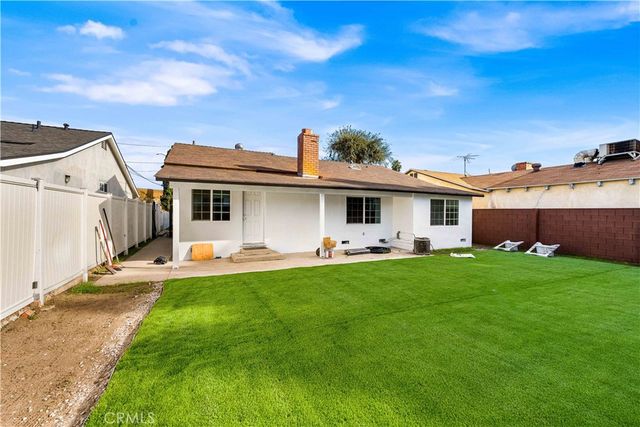 5651 Radford, Valley Village, CA 91607