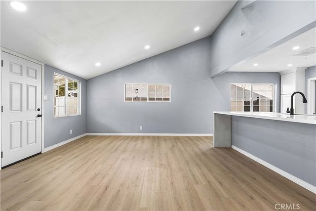 5651 Radford, Valley Village, CA 91607