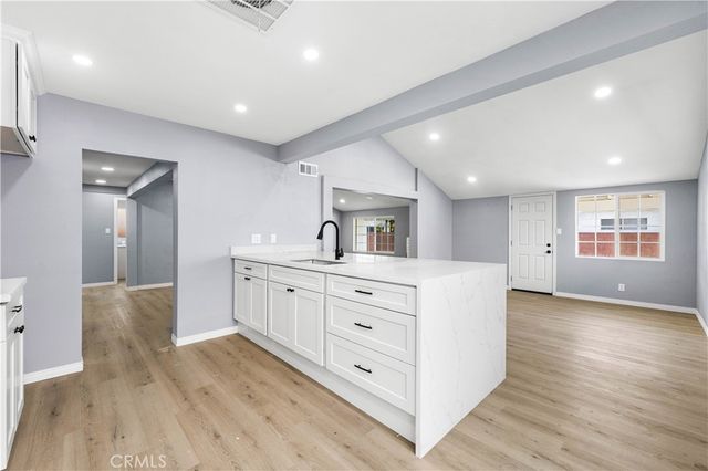 5651 Radford, Valley Village, CA 91607