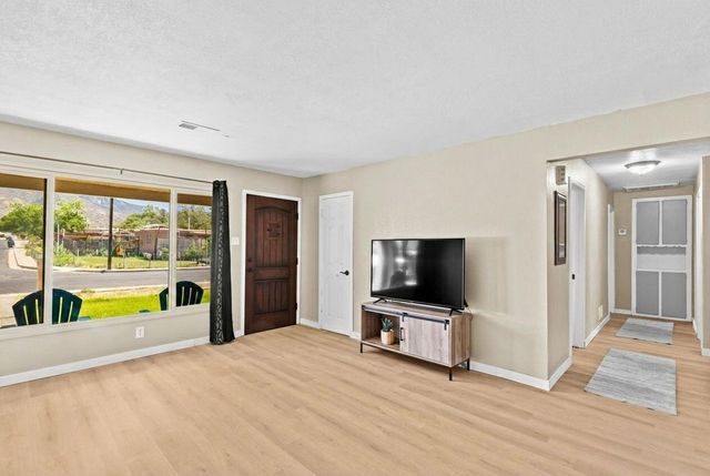 2629 E Christine Street NE, Albuquerque, NM 87112