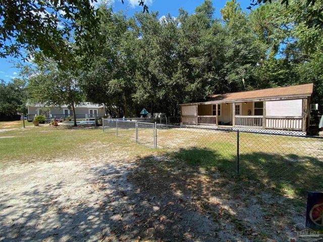 1820 Garcon Point Rd, Milton, FL 32583