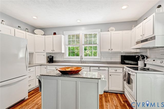 8450 Cheraw Rd, Mechanicsville, VA 23116