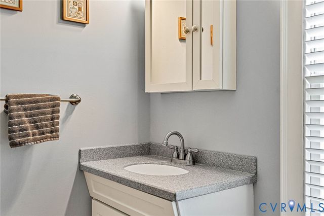 8450 Cheraw Rd, Mechanicsville, VA 23116