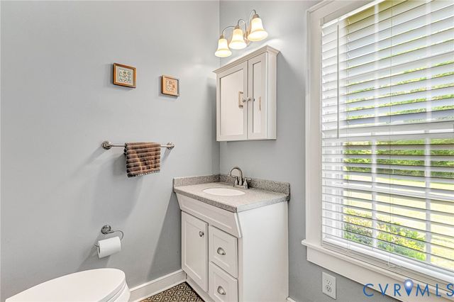 8450 Cheraw Rd, Mechanicsville, VA 23116