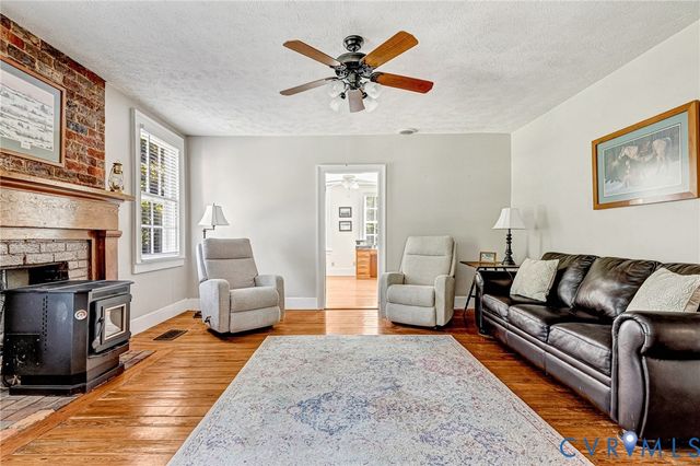 8450 Cheraw Rd, Mechanicsville, VA 23116