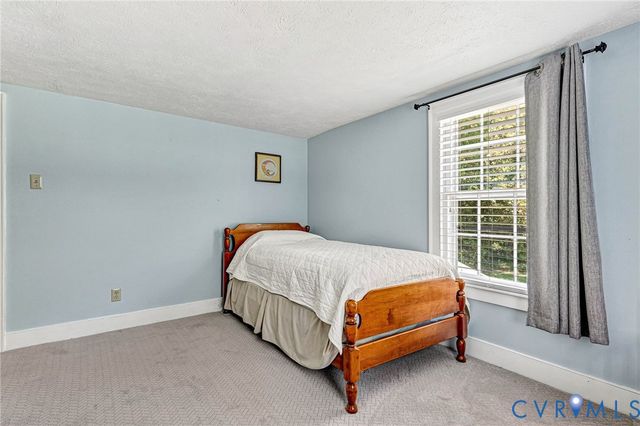 8450 Cheraw Rd, Mechanicsville, VA 23116